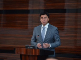 Казахского мэра уволили после селфи из Лондона