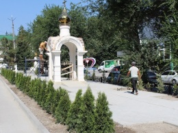 В Белогорске завершаются работы по реконструкции сквера имени Воинов интернационалистов