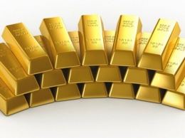 Центробанки мира рекордными объемами скупают золото