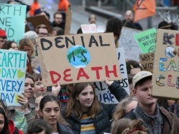 В Австралии задержали более 70 "климатических" протестующих