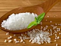 Названы девять причин отказаться от потребления соли