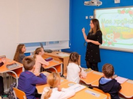 Харьковские школы оснащивают интерактивными досками