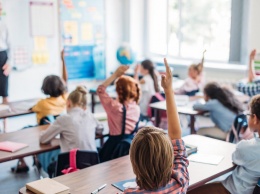 Без школьной формы оценок и принуждения: что изменит реформа образования в 2019