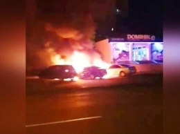 В Виннице сгорели два авто, подозревают поджог