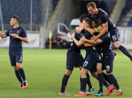В заключительной игре пятого тура футбольной Премьер-лиги «Днепр-1» дома проиграл «Львову»