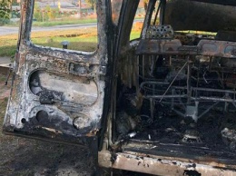 В Киеве на Подоле сожгли авто