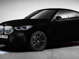 BMW показала авто с самым черным в мире покрытием