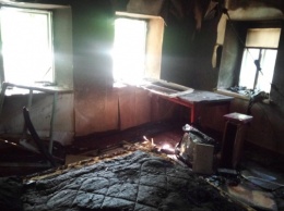 В Великоалександровке из-за короткого замыкания загорелся дом