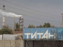 Жители аннексированного Армянска продолжают жаловаться на выбросы "Крымского титана"