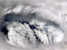 Как выглядит ураган Дориан и почему его стоит бояться