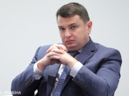 Суд оштрафовал директора НАБУ Артема Сытника за незадекларированный отдых