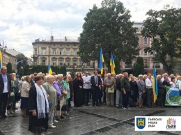 Во Львове почтили начало депортации украинцев с этнических земель