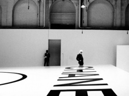 В Париже открылась выставка Lagerfeld, the Chanel Shows