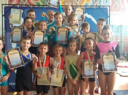Бердянские акробаты успешно выступили во Всеукраинских соревнованиях