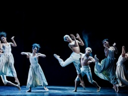 Киев ждет встреча с черно-белым балетом