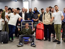 Одесский аэропорт принимает хасидов: в Украину прибыло уже более 7 тысяч паломников