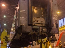 Поезд Львов-Вроцлав сорвался с домкрата во время перестановки вагонов