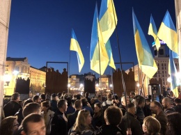 В ряде городов Украины люди вышли на митинги против формулы Штайнмайера