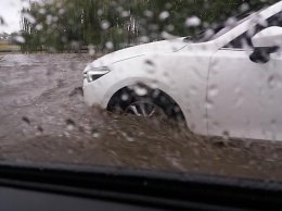 В Николаеве после дождя Варваровка ушла под воду