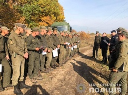 Уехал на могилу солдата: пропавшего под Харьковом дедушку ищут рота солдат и полиция