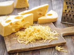 Профессор медицины: сыр и молочные продукты могут делать вас толстым и больным
