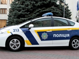 В Киеве мать задержанного напала на полицейского
