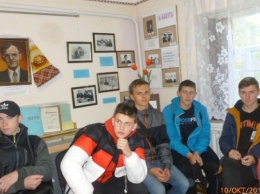 В Новой Каховке студенческая молодежь посетила литературный музей