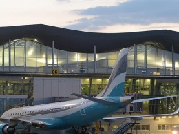 "Пропал экипаж и самолет": в "Борисполе" пассажиров не пускают на рейс более 10 часов
