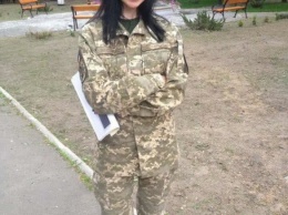 Российский снайпер убил девушку-бойца из охраны Генерального Штаба, - ФОТО