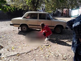 На Николаевщине мужчина, выезжая из гаража, задавил свою мать