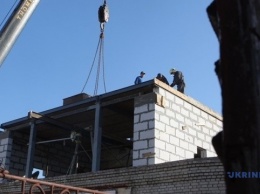 Кличко на крыше заснял демонтаж скандальной надстройки на Майдане