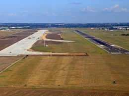 В одесском аэропорту ударными темпами строят новый перронный комплекс