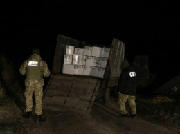 На границе с РФ правоохранители задержали крупную партию агрохимикатов
