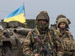 Новые воинские звания в Украине: появились названия и фото погонов