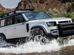 "Заряженный" Land Rover Defender получит мотор от BMW
