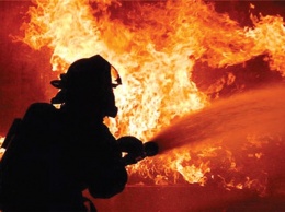 На Николаевщине горел гараж: возможная причина пожара - неправильно установленная печь