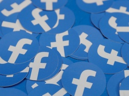 Facebook подала в суд сразу на две компании