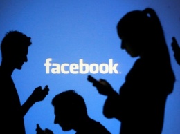 Facebook согласилась выплатить штраф в размере 500 000 фунтов из-за скандала Cambridge Analytica