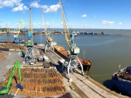 В Белгород-Днестровском порту начали дноуглубление