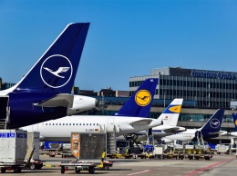 Lufthansa отменит 1300 рейсов в четверг и пятницу из-за забастовки персонала