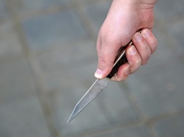 В Киевской области грабитель ударил женщину ножом в спину и скрылся