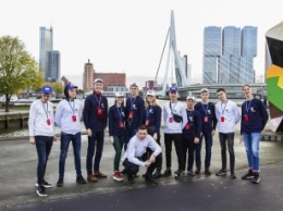 Корабли под открытым небом: благотворители организовали для украинских студентов экскурсию по Роттердаму (фото)