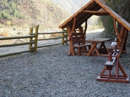 Закарпатские лесники создали новое место отдыха для туристов