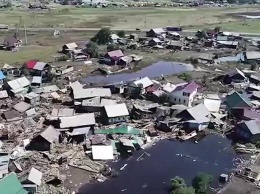 Пострадавшим от наводнения жителям Тулуна придется встречать холода в разрушенных домах