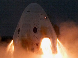 SpaceX провела испытания аварийных двигателей Crew Dragon