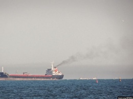 Досмотр сотрудниками ФСБ в Азовском море вынуждает судна задерживаться в пути на сутки