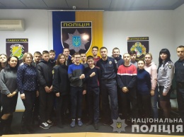 В Павлограде школьники пришли на экскурсию в отделение полиции
