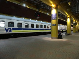 Поезд Киев - Рахов будет курсировать через Черновцы