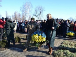 Сегодня на центральном городском кладбище Покровска состоялся митинг-реквием
