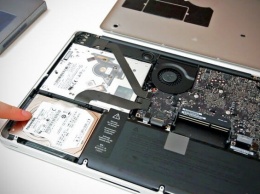 Apple могут обязать разрешить владельцам самим улучшать MacBook